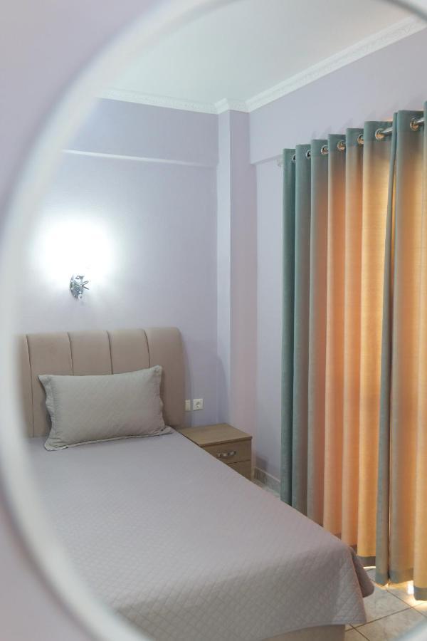 Kosta Apartments Sarandë Exteriör bild